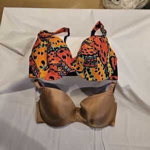 Cacique Multicolor Printed Underwire Bra with Tan Smooth T-Shirt Bra